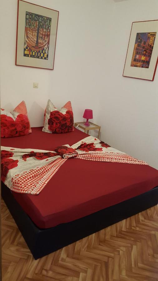 Apartments Megi Biograd Na Moru Esterno foto